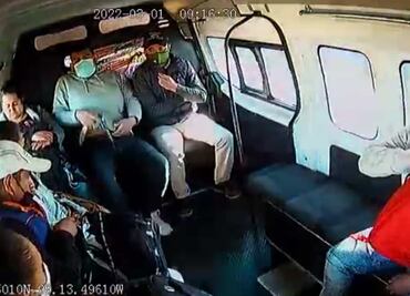 Caen presuntos ladrones que dispararon en combi para asaltar a pasajeros en Tlalnepantla