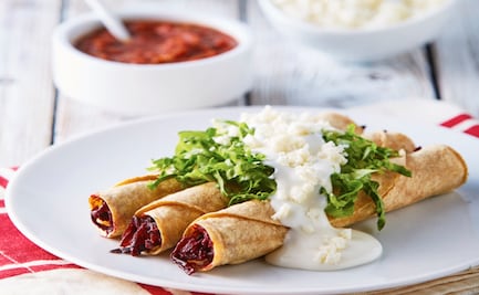 Cómo hacer tacos de flor de Jamaica