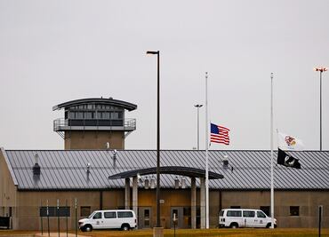 Estados Unidos comenzó a enviar migrantes a Guantánamo, afirma la Casa Blanca; 200 marines ya habrían sido enviados