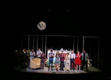 "Perfectos Desconocidos" regresa al escenario e invita a la gente a que asista al teatro