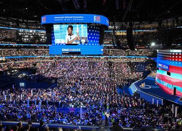 Kamala Harris acepta la nominación presidencial en cierre de la Convención Demócrata; sigue aquí el minuto por minuto