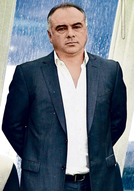 El timonel de los Tiburones no ha dado un paso de costado. Foto: ELIZABETH FUENTES. JAM MEDIA