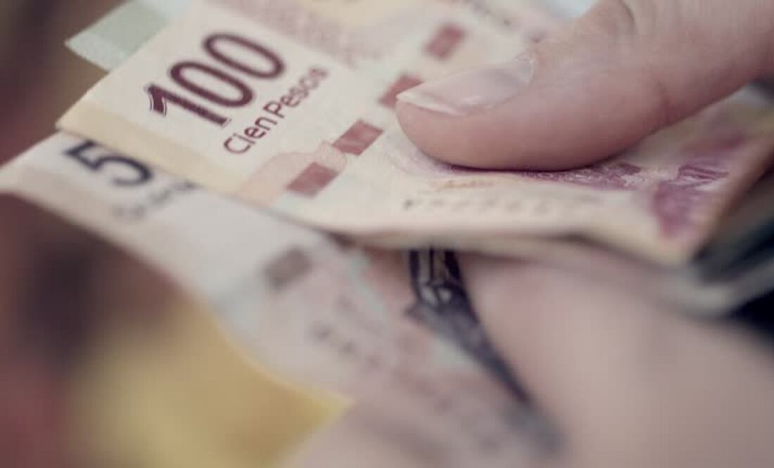 Tan sólo en lo que va de agosto, el peso ha rozado las 20 unidades debido a varios factores internos y externos que han debilitado al tipo de cambio. Foto: IStock