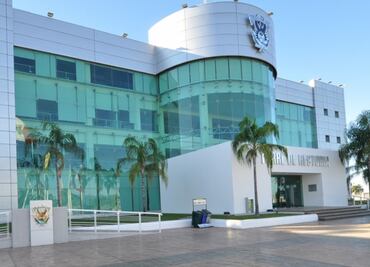 Aseguran pago de aguinaldos para trabajadores y jubilados en la Universidad de Sinaloa