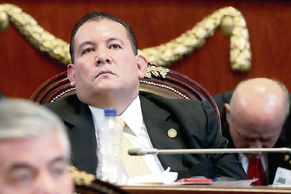 Ballesteros quiere regresar a Venustiano Carranza