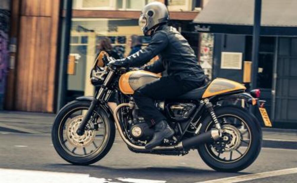 Triumph Street Cup: Clásica y deportiva