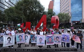 Familiares de los 43 normalistas de Ayotzinapa se reunirán con Sheinbaum; marchan tras casi 12 años de la desaparición 