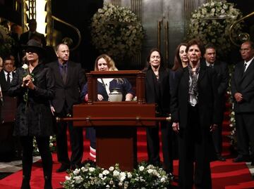 Despiden a José Luis Cuevas en el Palacio de Bellas Artes