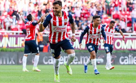 Los goles de tiro libre de Alexis Vega con Chivas en el Clausura 2022