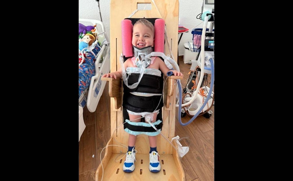 Tras la operación en Chicago, Oliver está en proceso de recuperación en uno de los Centros de Rehabilitación e Inclusión Infantil del Teletón. Foto: Cortesía Familia Staub-García