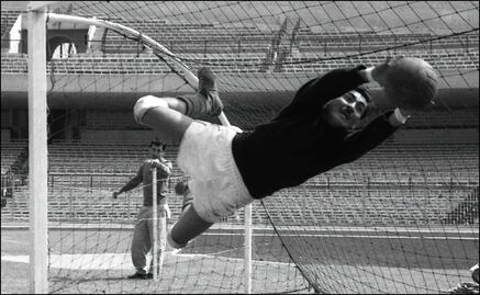 ¿Cómo le fue a Antonio Carbajal en las cinco Copas del Mundo que jugó?