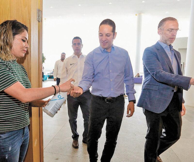 El gobernador Francisco Domínguez pidió moderación, cooperación y diálogo para enfrentar la emergencia