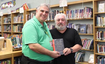 Hombre devuelve libro a la biblioteca 53 años después