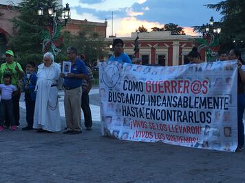 Obispo encabeza marcha por desaparecidos en Saltillo 