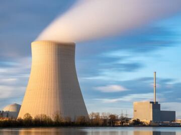 Gobierno de EU firma acuerdo de 80 mil mdd para generar energía nuclear para inteligencia artificial