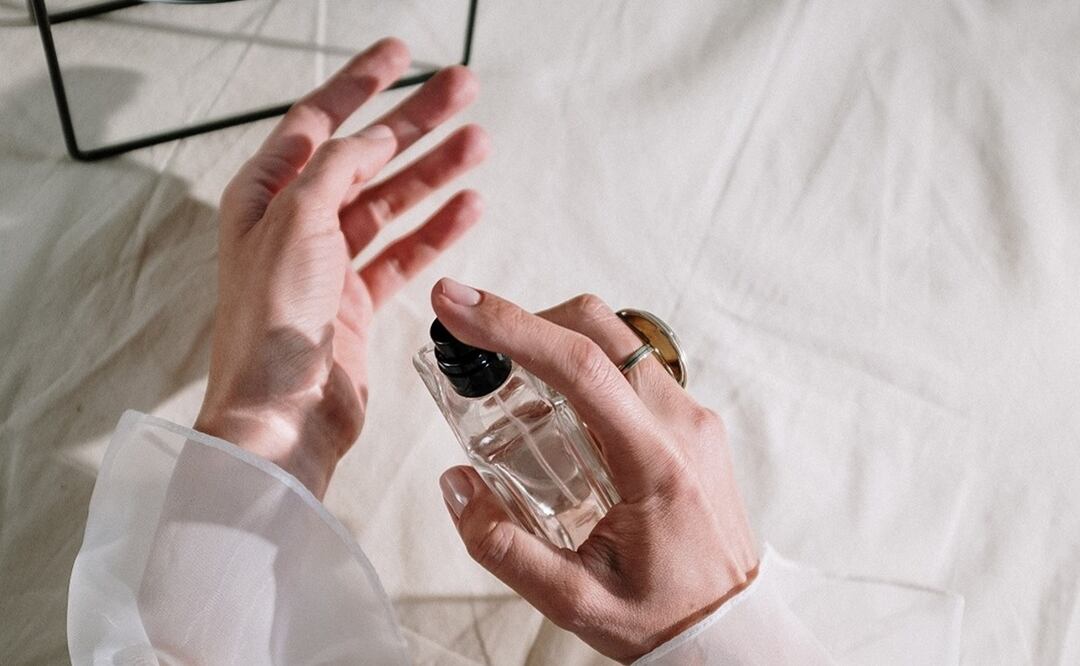 Un perfume forma parte de nuestro estilo / Foto: Pexels