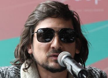 "Vota por el amor", pide León Larregui
