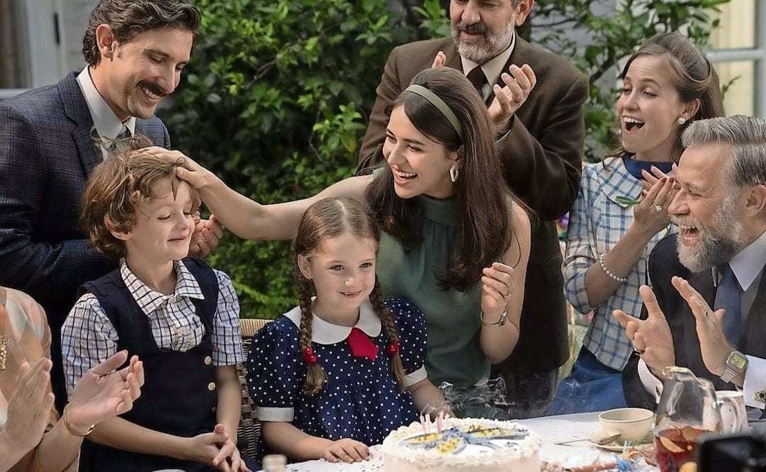 La serie narra la búsqueda de una madre, en los 60, de sus hijos. Foto: Netflix