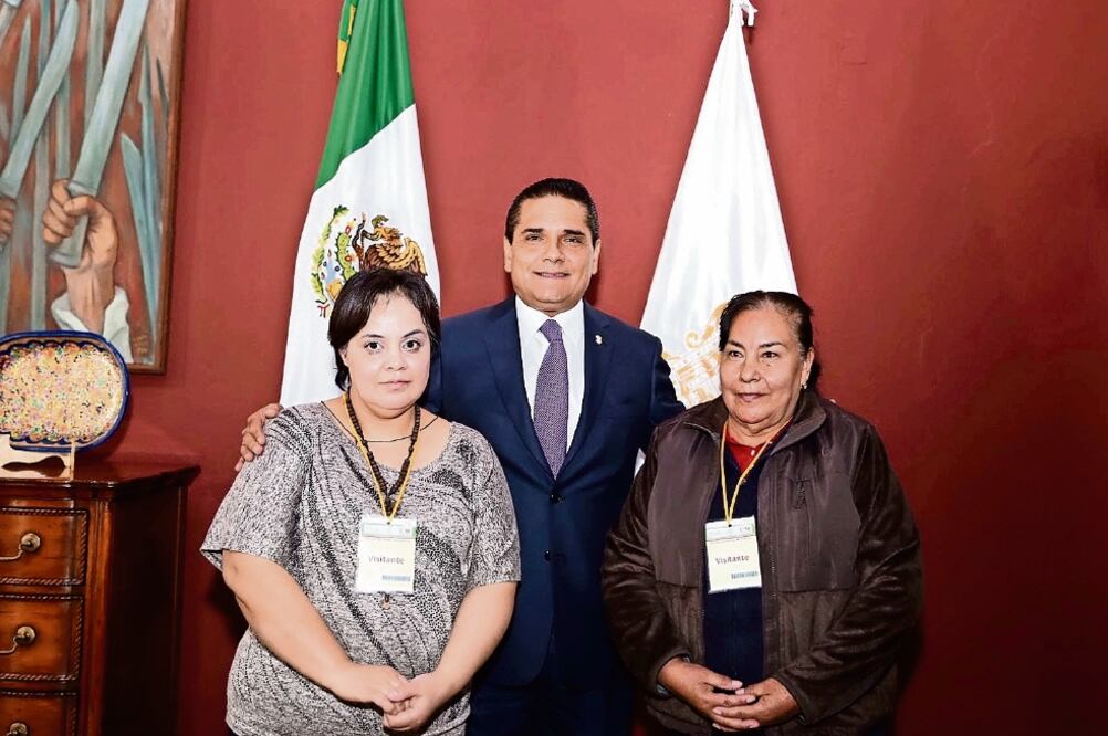 El gobernador Silvano Aureoles enfatizó que su administración hará todo lo que sus atribuciones le permiten para defender los derechos de los paisanos. (Foto: ESPECIAL)