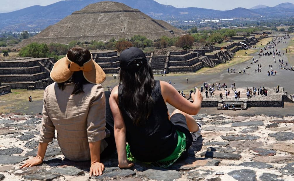 El chileno Alberto Mayol dice que al actuar los jóvenes esperan “nada más que esta gloria extraña, pervertida, de convertirse en parte del sistema viral”. Foto: KARLA GUERRERO/EL UNIVERSAL