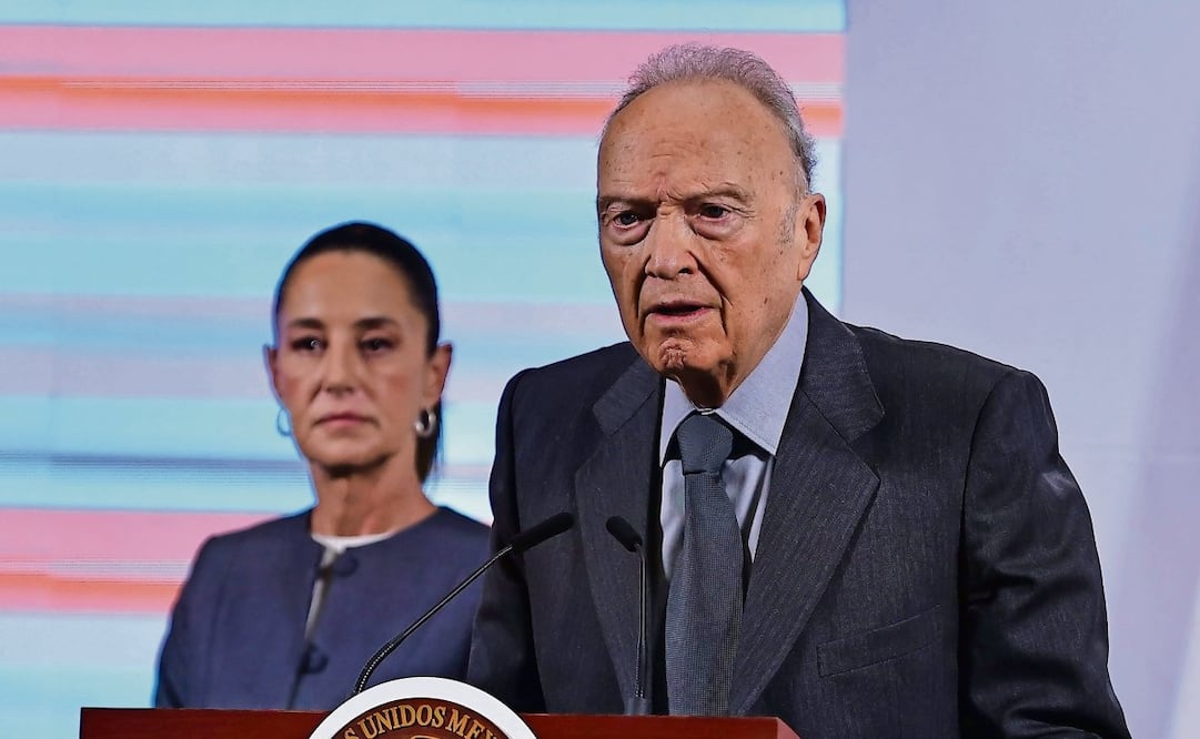 Alejandro Gertz Manero, titular de la Fiscalía General de la República, dijo que en el informe que se presentará la próxima semana se incluirá la opinión técnica de los análisis forenses. (22/04/2025) Foto: Berenice Fregoso | El Universal