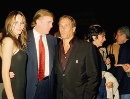 Trump, Mick Jagger y Dustin Hofman figuran en lista de contactos de Epstein revelada por el Congreso de EU