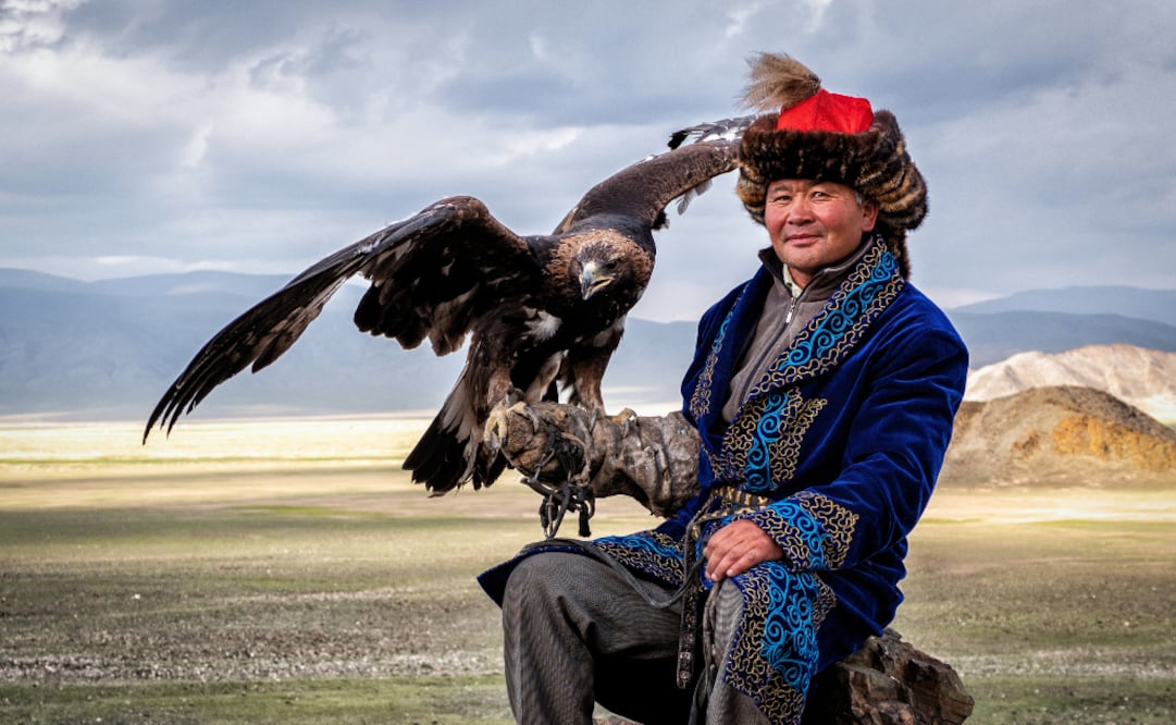 La caza con águilas, del grupo indígena kazajo, se remonta aproximadamente seis mil años atrás. (Foto: iStock)