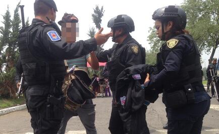 Detienen a 7 en panteón de San Lorenzo Tezonco, antes del entierro de "El Ojos"