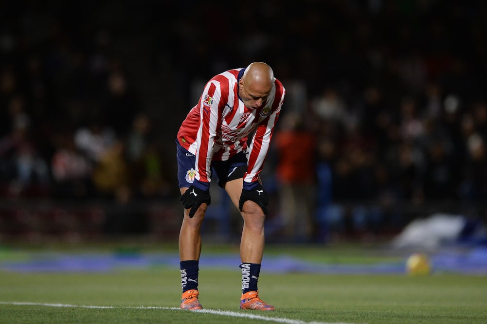 'Chicharito' Hernández no viajó con Chivas para el compromiso ante Mazatlán | FOTO: Imago7