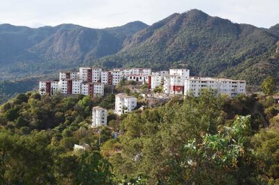 En el Infonavit de Taxco hay 240 familias sin hogar