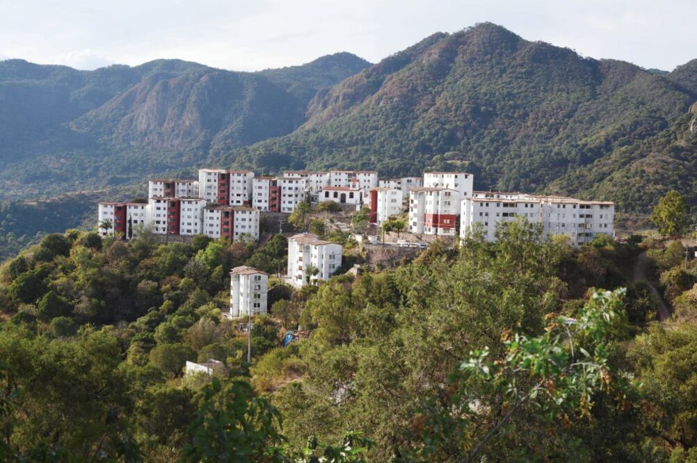 Los daños del sismo se concentraron en 19 municipios ubicados en la región norte y en La Montaña y todos declarados como zonas de emergencia. (SALVADOR CISNEROS. EL UNIVERSAL)