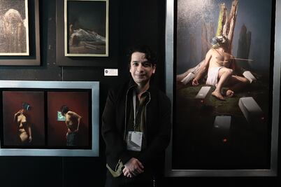 El artista Miguel Madariaga presenta la exposición "La Manía del Ser Normal" en el Senado