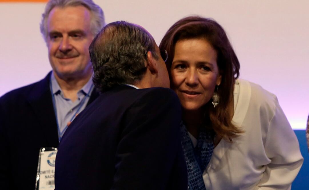Zavala acudió junto con su esposo, Felipe Calderón, a los trabajos de la XVIII Asamblea Nacional Extraordinaria. /Luis Cortés