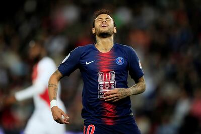 UEFA sanciona a Neymar por insultar a los árbitros