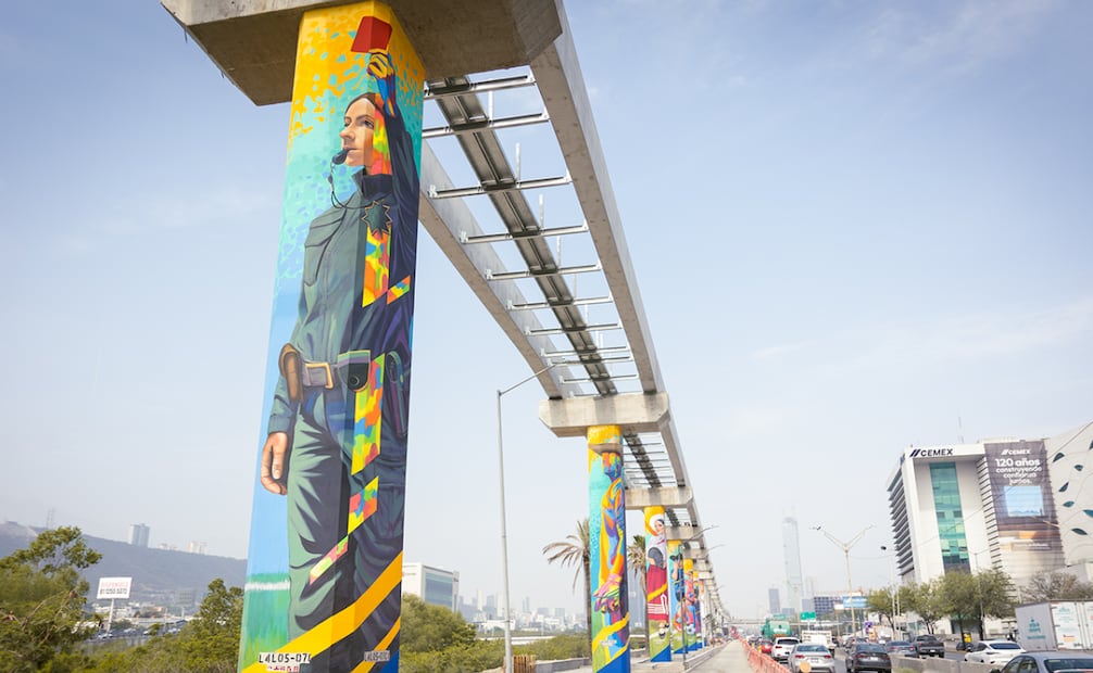 El gobernador de Nuevo León, Samuel García, encabeza la entrega del cuarto y quinto mural del Corredor FIFA. Foto: Gobierno de Nuevo León