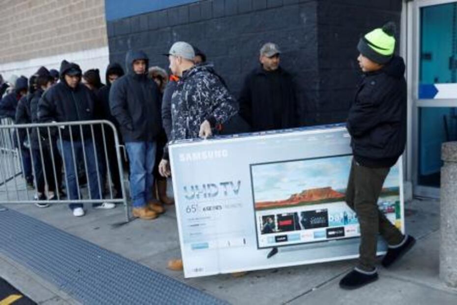 Empieza el Black Friday en EU, hasta de armas