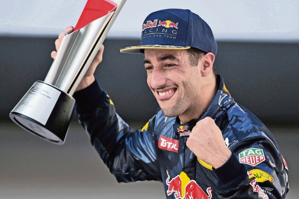 El piloto australiano de Red Bull consiguió su primera victoria del año (JAMES MOY. XINHUA)