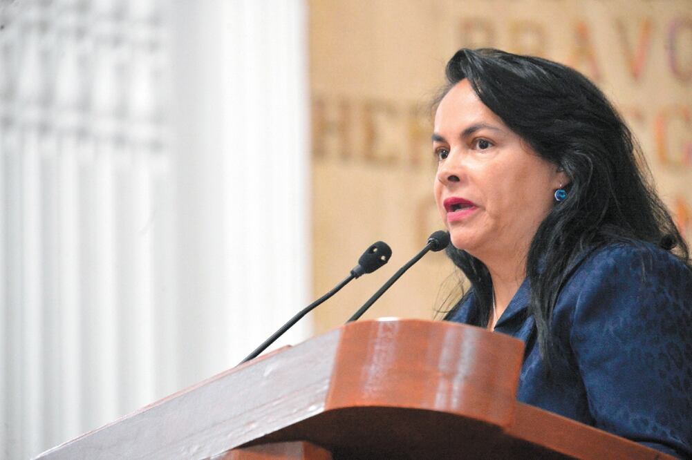 La diputada local panista Margarita Saldaña es presidenta de la Comisión de Asuntos Laborales, Trabajo y Previsión Social del Congreso capitalino. Foto/ARCHIVO EL UNIVERSAL