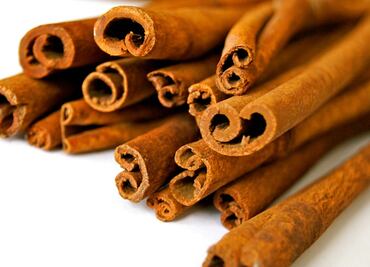 Beneficios de la canela para la piel y el cabello