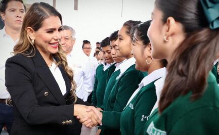 Gobernadora Evelyn Salgado pone en marcha ciclo escolar 2023-2024 con nuevos libros