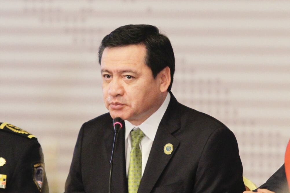 El secretario de de Gobernación, Miguel Ángel Osorio Chong, adelantó que la discusión también se abrirá en internet para todos los ciudadanos interesados en el tema de la legalización (CARLOS MEJÍA. EL UNIVERSAL)