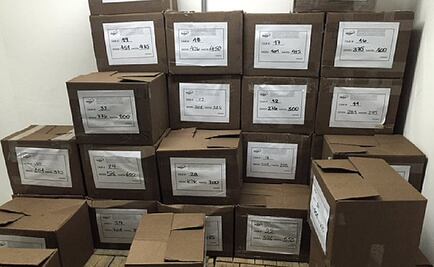 Oposición entrega 1.8 millones de firmas contra Maduro