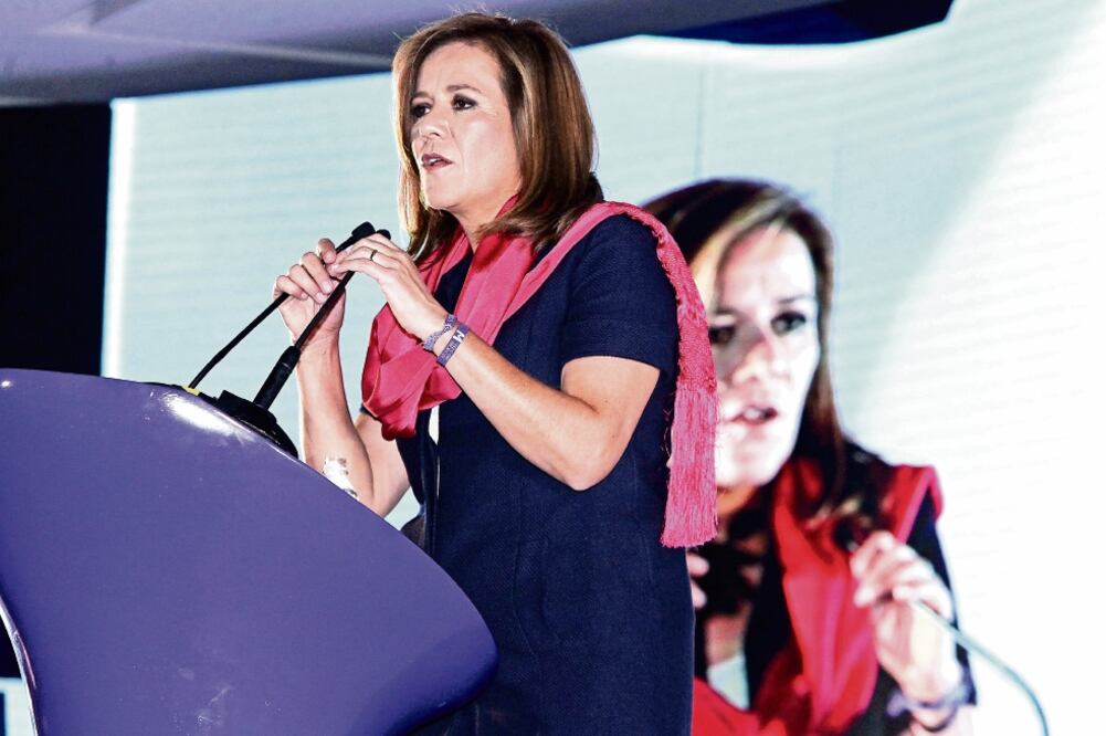 Margarita Zavala considera necesario que se revise el tema del mando único y que haya control de confianza en todas las corporaciones policiacas del país (LUCÍA GODÍNEZ. EL UNIVERSAL)