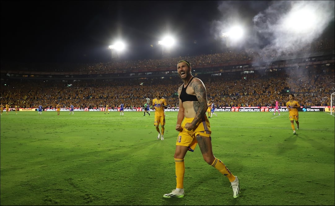 Gignac es el nuevo máximo goleador en Clásico Regios - Foto: Imago7