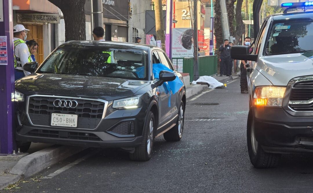 Asesinan a secretaria particular y asesor de Brugada en Calzada de Tlalpan; autoridades investigan como ataque directo. Foto: David Fuentes