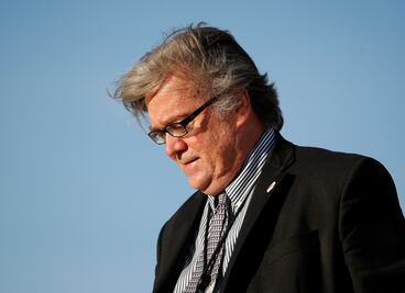 Presidencia de Trump está acabada, dice Bannon