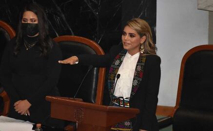 "Nunca más un caso Ayotzinapa": Evelyn Salgado toma protesta como gobernadora de Guerrero