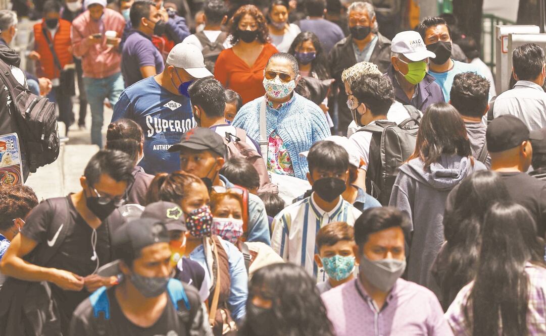 El llamado general de la Ssa es a guardar la sana distancia y usar correctamente el cubrebocas; la ocupación hospitalaria es de 72%. Foto: EFE