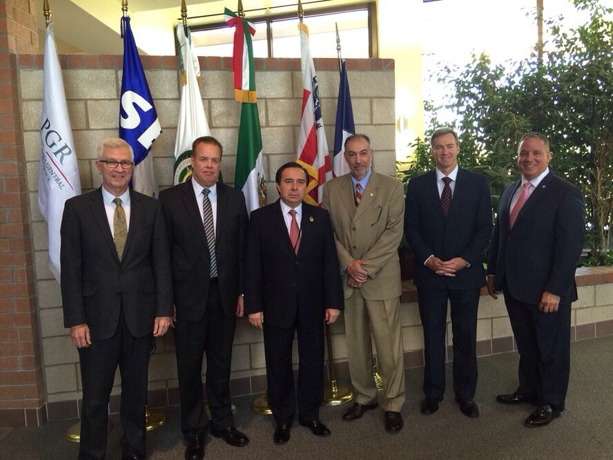 Zerón se reúne con autoridades de EU por fuga de "El Chapo"