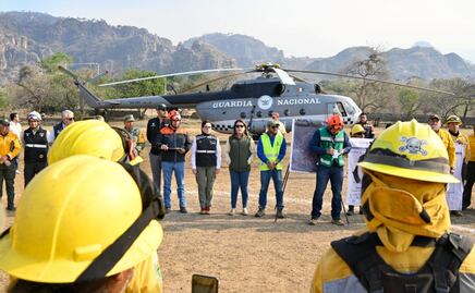 Incendio en Tepoztlán sigue activo; autoridades federales y estatales refuerzan combate aéreo y terrestre
